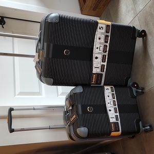 Lucas select travel luggage set. 22 n 30 lightweight expandilble black gray new